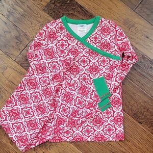 Red and Green Hanna Andersson Organic cotton Pajama Set Size 12